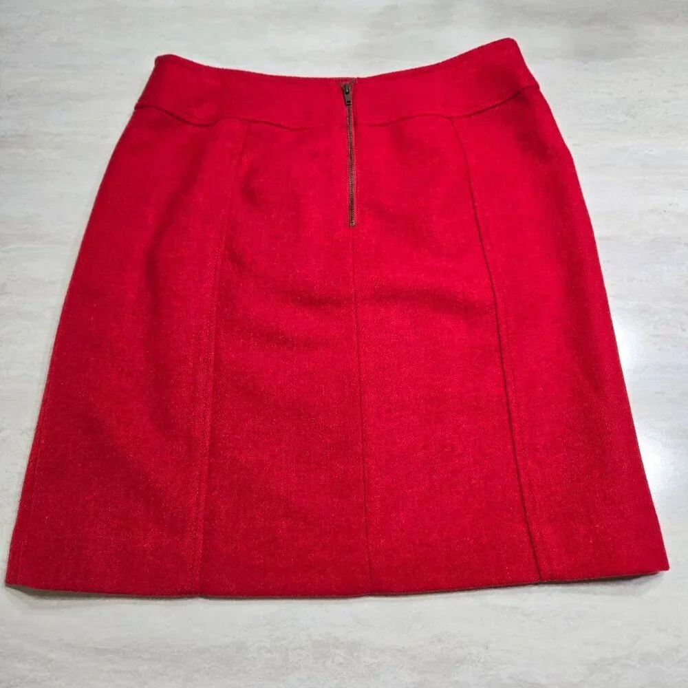 Talbots Petites Skirt Red Size 2P Fully Lined Wool Blend Back Zip Pockets Office